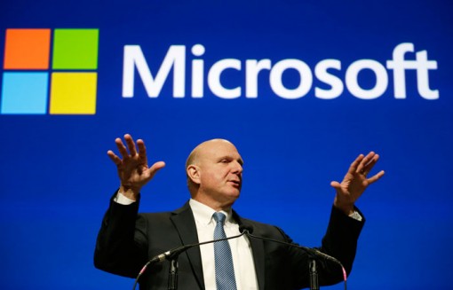 Former Microsoft CEO Steve Ballmer during the companys annual shareholders meeting in Bellevue, Wash, November 2013. An individual with knowledge of negotiations to sell the Los Angeles Clippers said Shelly Sterling has reached an agreement to sell the team to Ballmer for $2 billion. (AP Photo/Elaine Thompson, File)