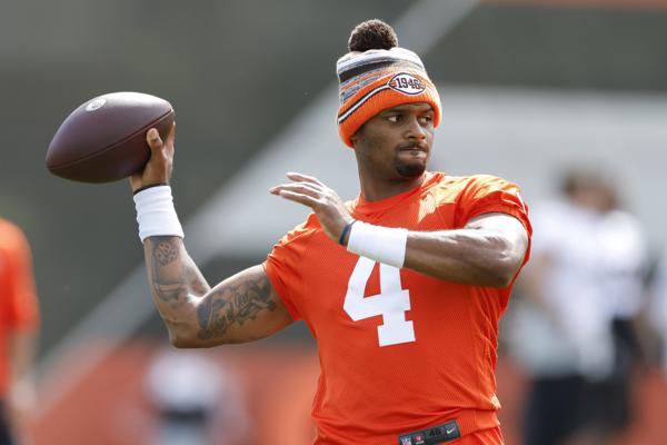 Deshaun Watson, Cleveland Browns quarterback, throws football.